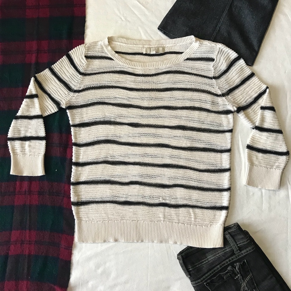 ❄️GUC🌲LOFT🌲 and White Striped Sweater❄️